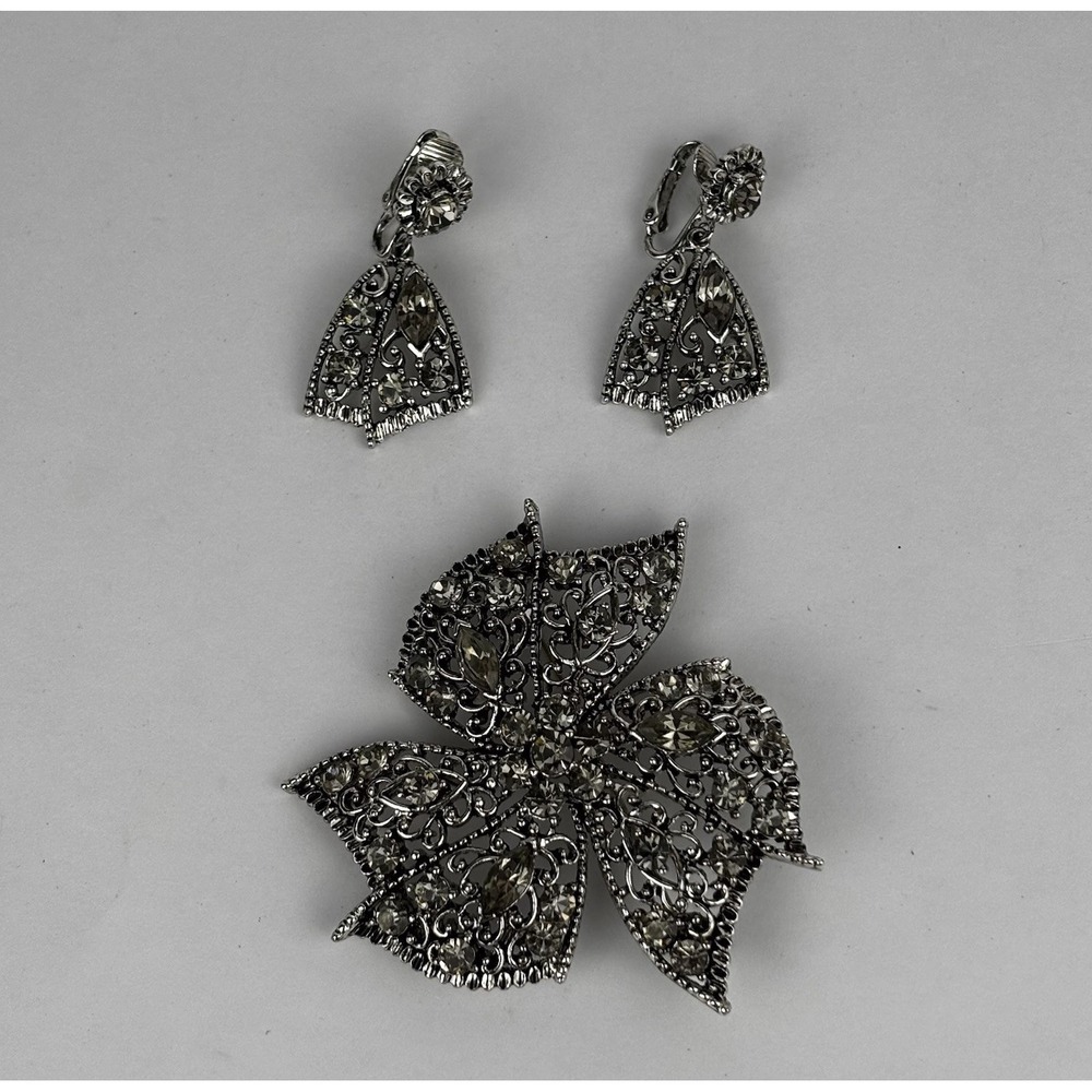 VTG Silver Tone Metal And Marcasite Floral Brooch And Clip On Earrings Set